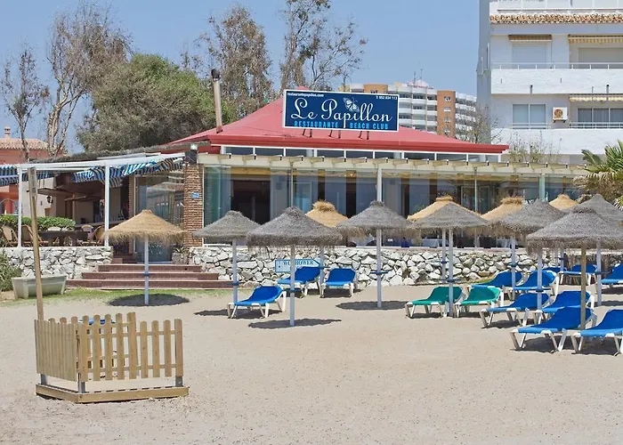 Coronado 아파트 *