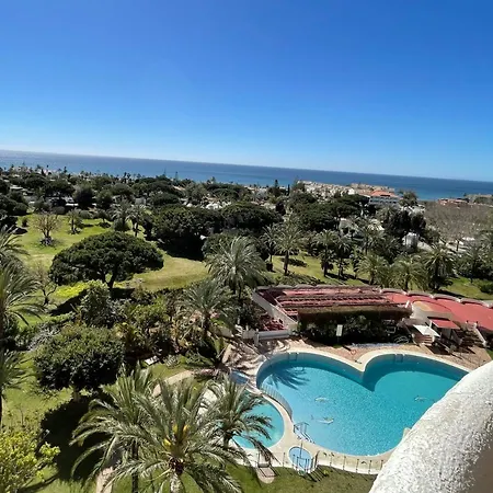 Coronado Apartment *